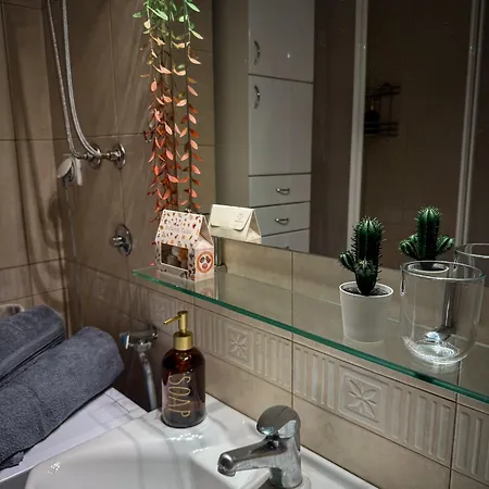 Yugo & Slavija Apartamento