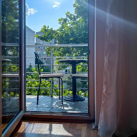 Yugo & Slavija بلغراد